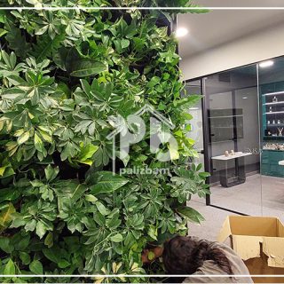 دیوار سبز فضای اداری